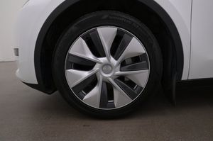 Tesla Model Y bild 27