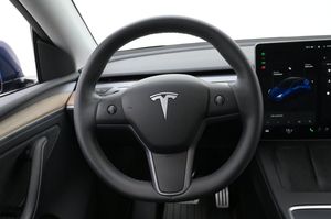 Tesla Model Y bild 7