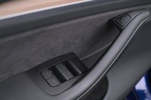 Tesla Model Y bild 10