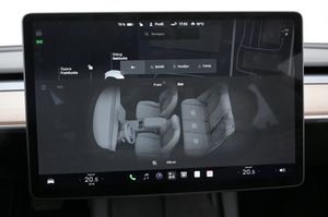Tesla Model 3 bild 21