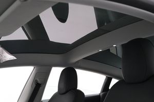 Tesla Model 3 bild 25
