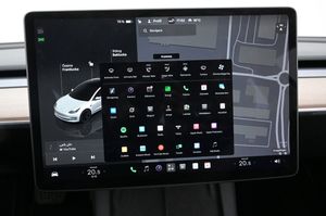 Tesla Model 3 bild 22