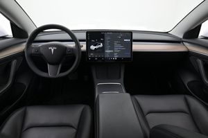 Tesla Model 3 bild 6