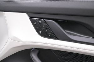 Porsche Taycan bild 17