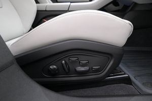 Porsche Taycan bild 18