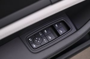 Porsche Taycan bild 12