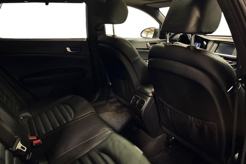 Kia Optima bild 23