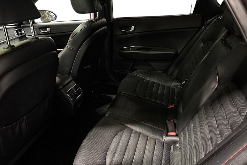 Kia Optima bild 24