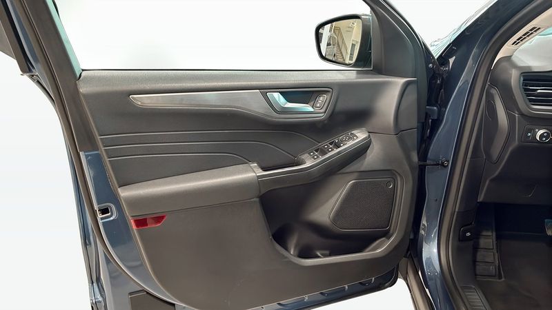 Ford Kuga bild 11