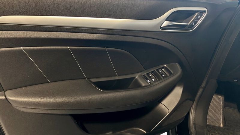 MG ZS EV bild 11