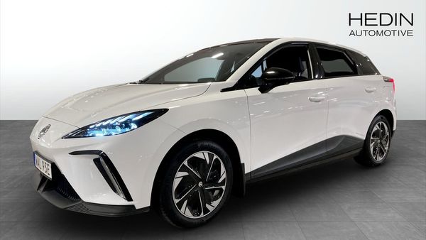 MG 4 LUXURY 64 KWH 204 HK 360 KAMERA - 2022