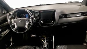Mitsubishi Outlander bild 4