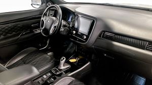 Mitsubishi Outlander bild 3