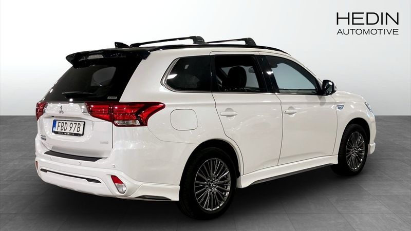 Mitsubishi Outlander bild 2