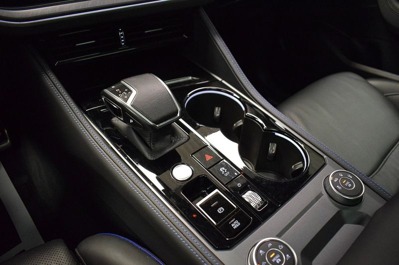Volkswagen Touareg bild 15