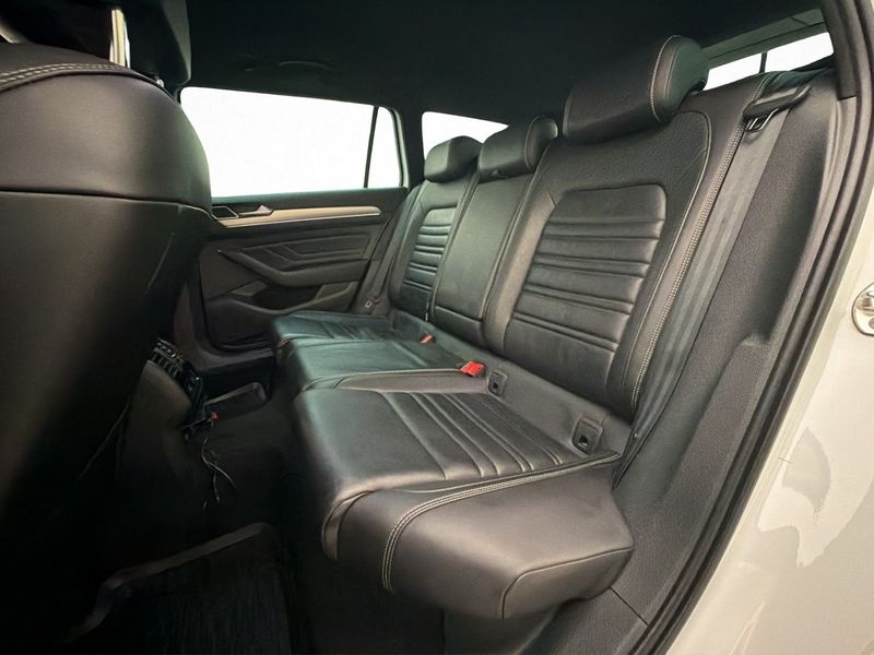Volkswagen Passat bild 21