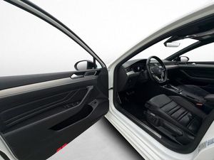 Volkswagen Passat bild 34