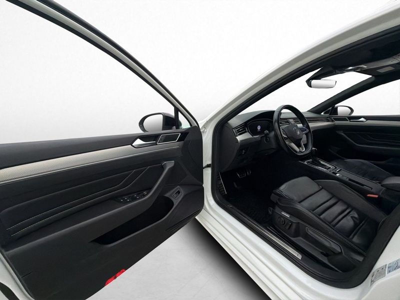Volkswagen Passat bild 34