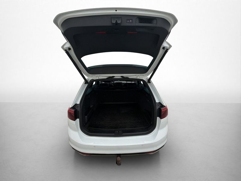 Volkswagen Passat bild 9