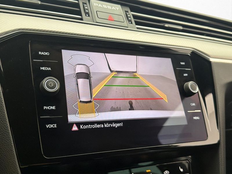 Volkswagen Passat bild 13