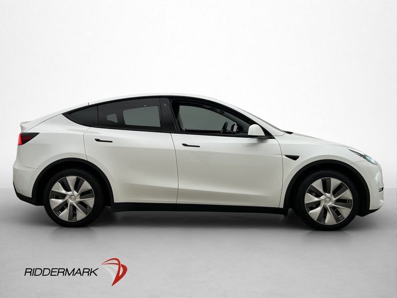 Tesla Model Y bild 8