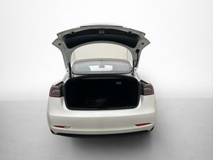 Tesla Model 3 bild 9