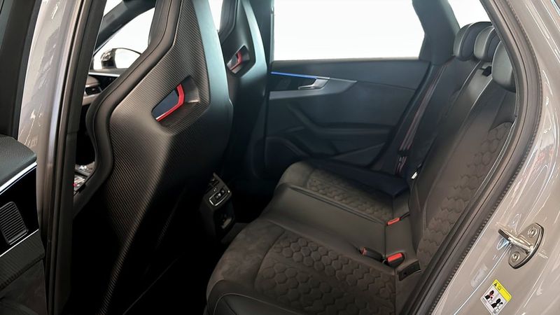Audi RS4 bild 20