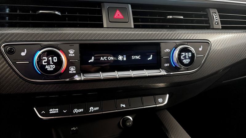 Audi RS4 bild 17