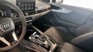 Audi RS4 bild 15