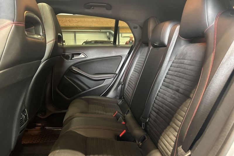 Mercedes CLA220 bild 7