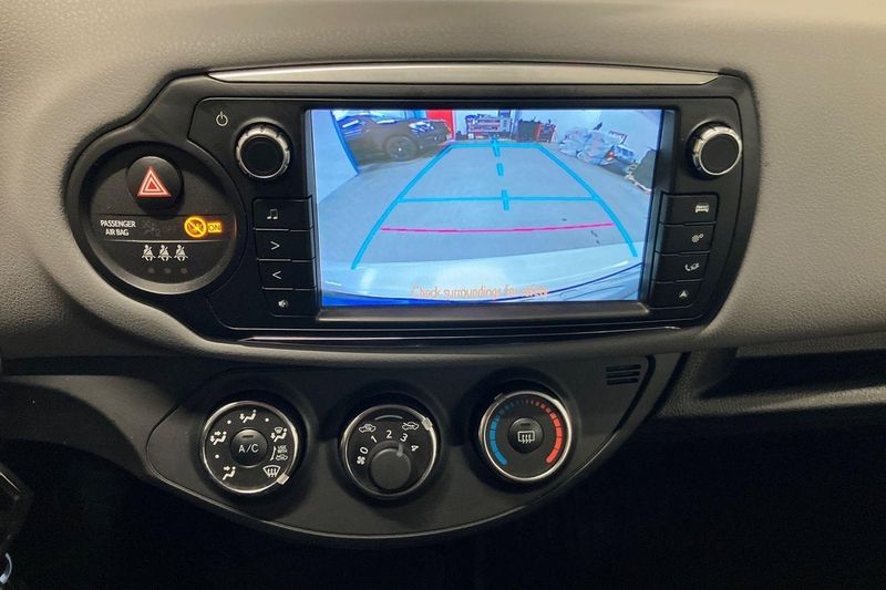 Toyota Yaris bild 16