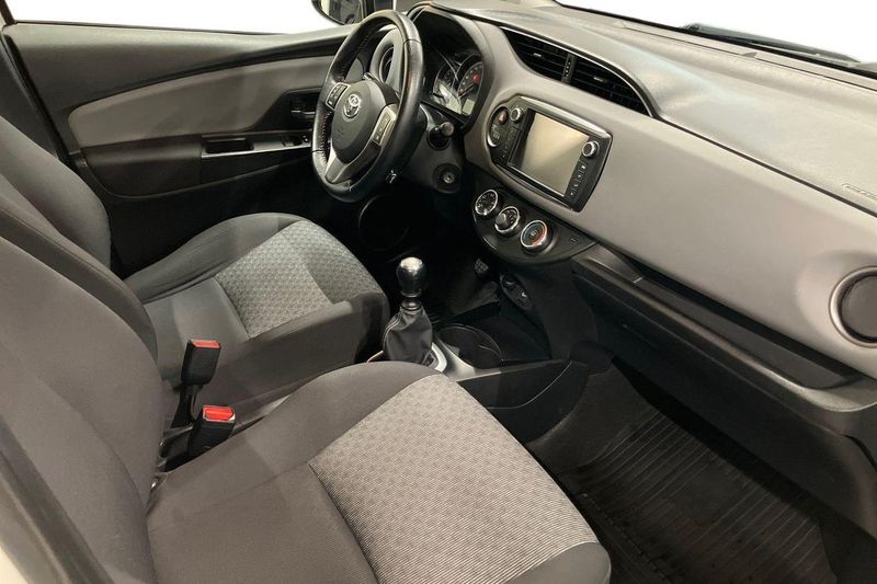 Toyota Yaris bild 9