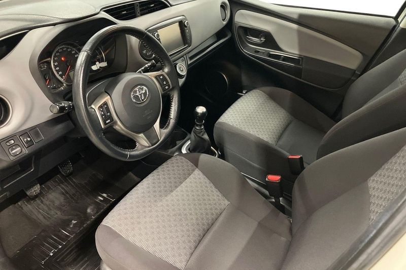 Toyota Yaris bild 15