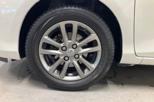 Toyota Yaris bild 18