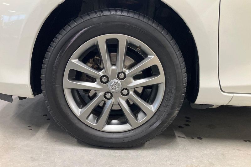 Toyota Yaris bild 18