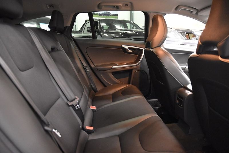 Volvo V60 bild 13
