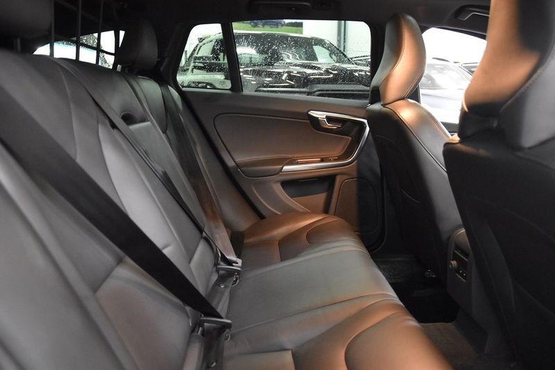 Volvo V60 bild 14