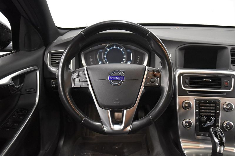 Volvo V60 bild 2