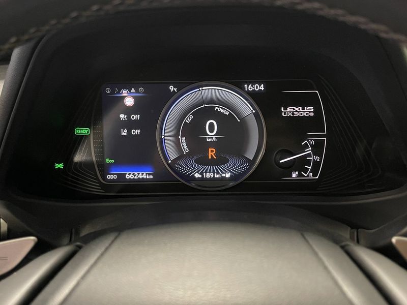Lexus UX bild 13