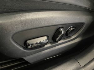 Lexus UX bild 10