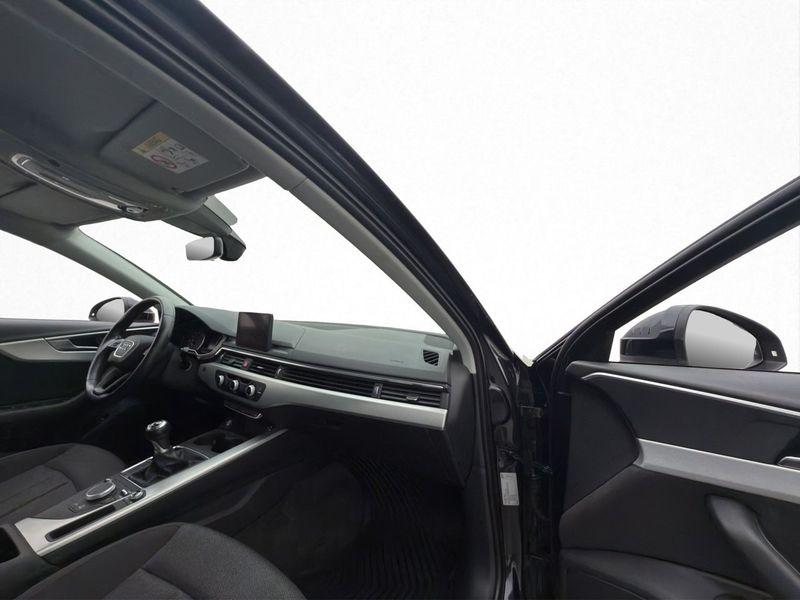Audi A4 bild 25