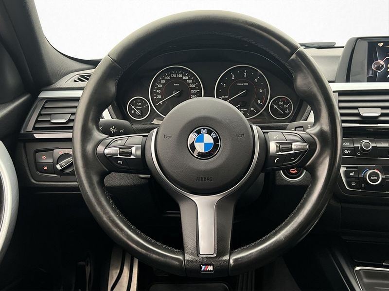 BMW 318 bild 13