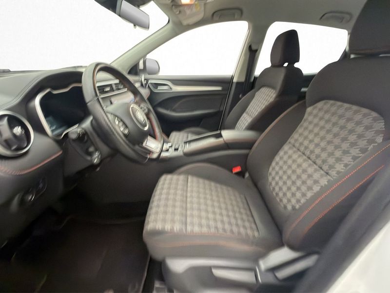 MG ZS EV bild 12