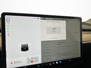 Tesla Model Y bild 21