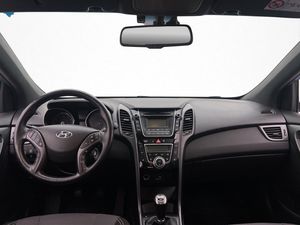 Hyundai i30 bild 13