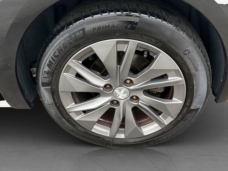 Peugeot e-208 bild 30