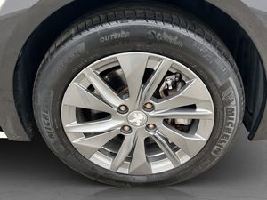 Peugeot e-208 bild 32