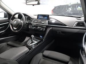 BMW 330 bild 18
