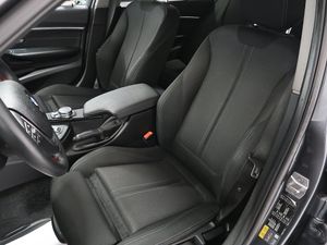 BMW 330 bild 17