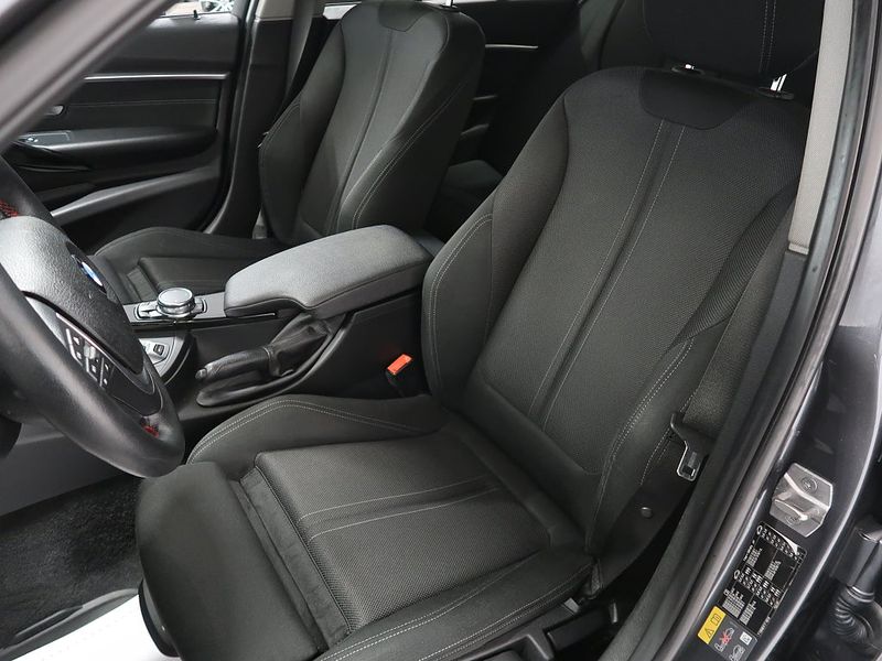 BMW 330 bild 17